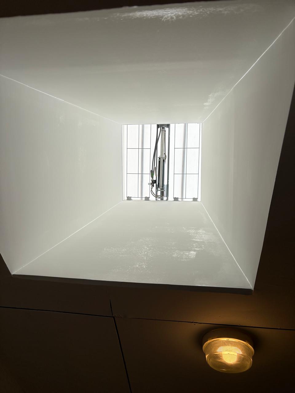 Habillage intérieur d'une lucarne de toit